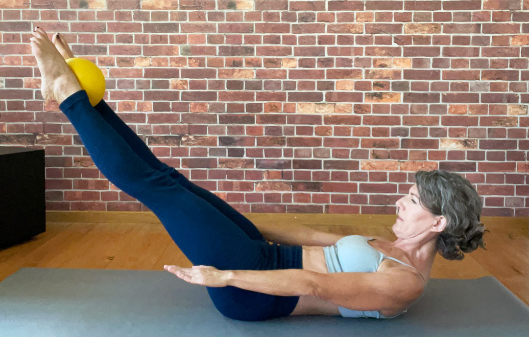 pilates hundreds avec balle